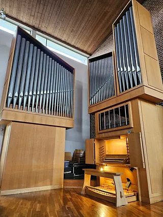 Frontansicht der Orgel in der Christuskirche